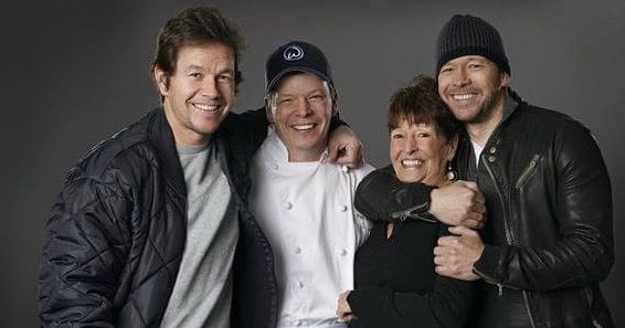 Tracey Wahlberg's Siblings